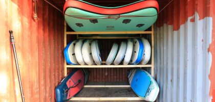 Lagercontainer für Stand Up Paddling Boards